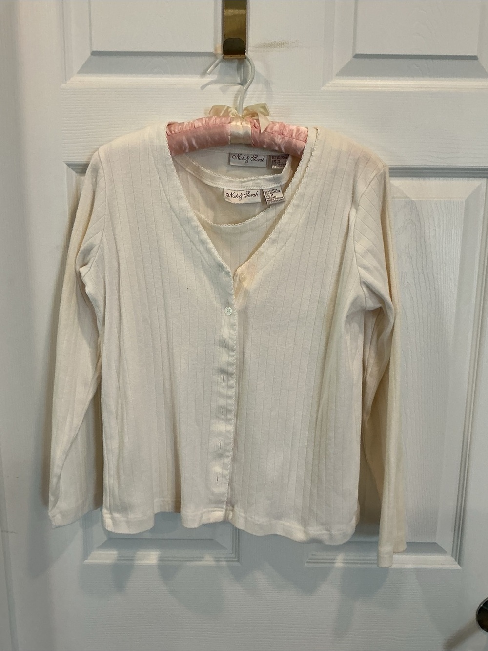 Ladies cream colored twin set